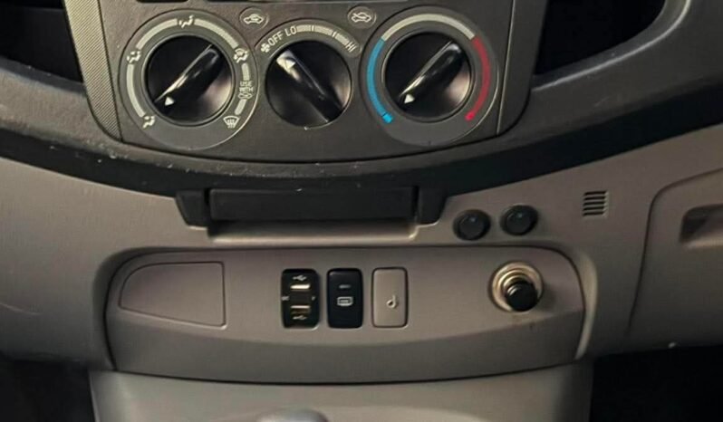 
								2010 Toyota 𝗛𝗜𝗟𝗨𝗫 𝟰𝗫𝟮 𝗔𝗨𝗧𝗢 full									