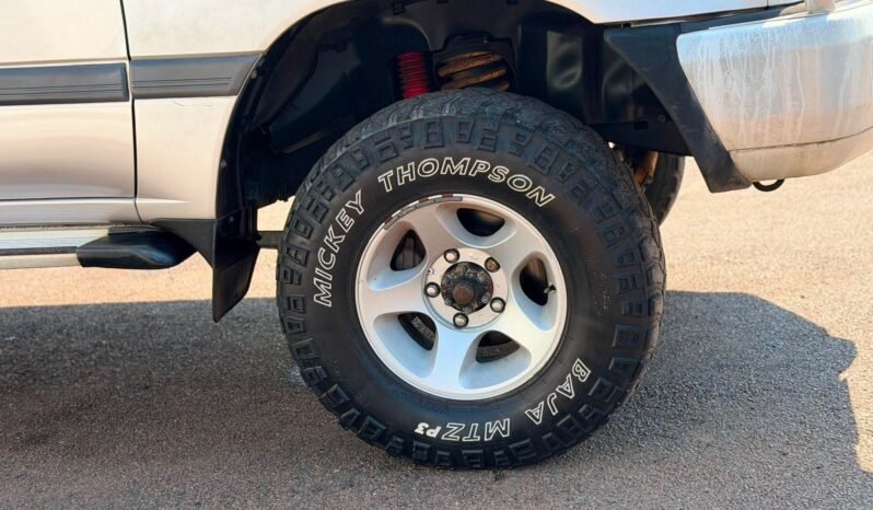 
								2001 Toyota 𝗟𝗔𝗡𝗗𝗖𝗥𝗨𝗜𝗦𝗘𝗥 𝗚𝗫𝗟 (𝟰𝘅𝟰) full									