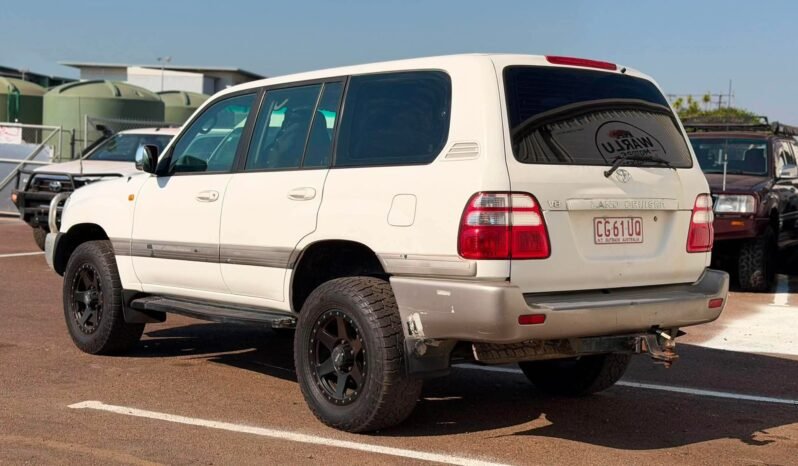 
								2004 TOYOTA LANDCRUISER SAHARA (4×4) full									