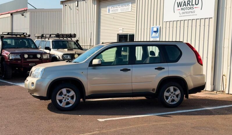 
								2010 Nissan 𝗫-𝗧𝗥𝗔𝗜𝗟 𝟰𝗪𝗗 full									