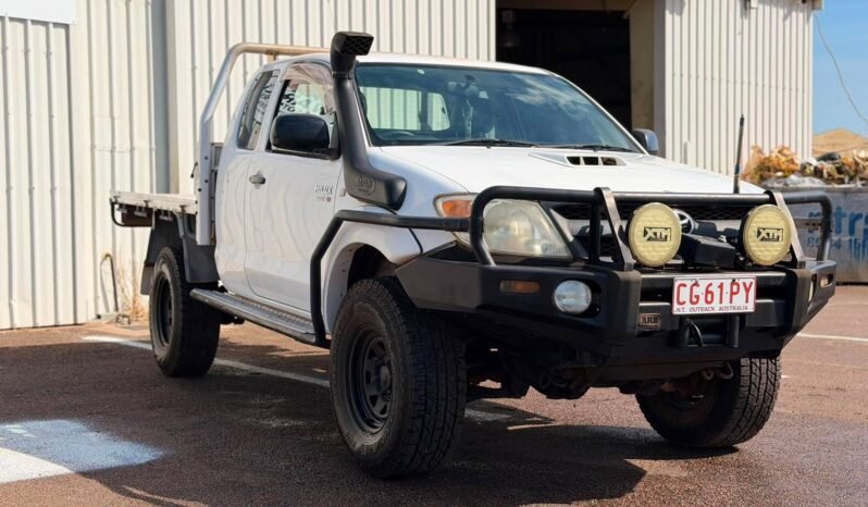 
								2006 Toyota Hilux 4×4 full									
