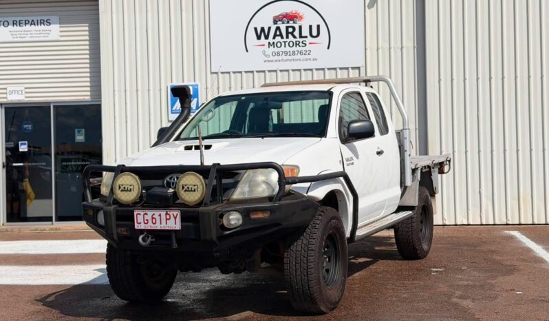 
								2006 Toyota Hilux 4×4 full									