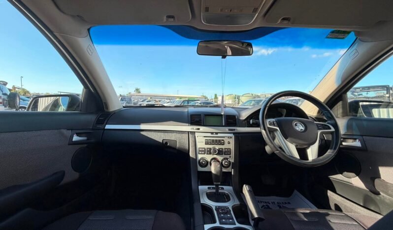 
								2008 Holden 𝗖𝗢𝗠𝗠𝗢𝗗𝗢𝗥𝗘 full									