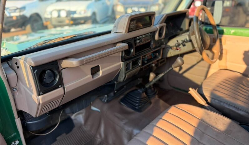 
								1996 Toyota 𝗟𝗔𝗡𝗗𝗖𝗥𝗨𝗜𝗦𝗘𝗥 𝗧𝗥𝗢𝗢𝗣𝗖𝗔𝗥𝗥𝗜𝗘𝗥 (𝟰𝘅𝟰) full									