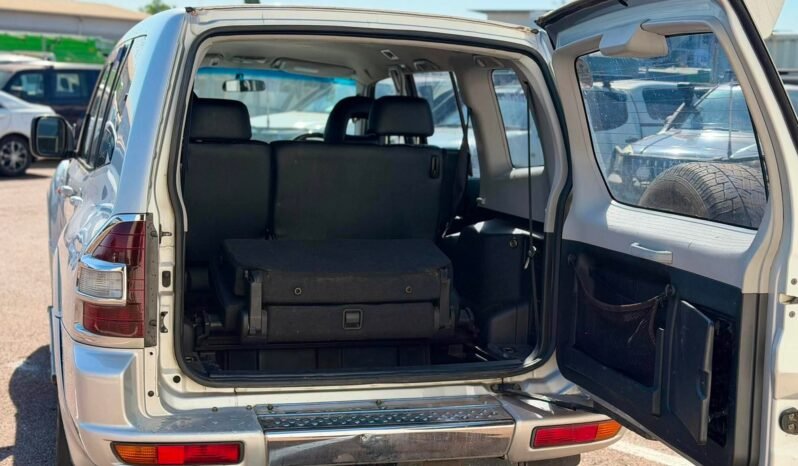 
								2002 Mitsubishi 𝗣𝗔𝗝𝗘𝗥𝗢 𝗚𝗟𝗦 𝗟𝗪𝗕 (𝟰𝘅𝟰) 𝟳 𝗦𝗘𝗔𝗧𝗘𝗥 full									