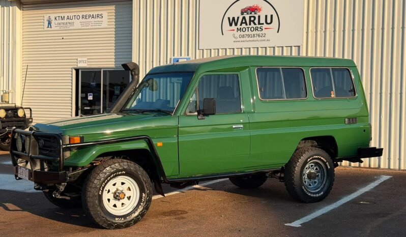 
								1996 Toyota 𝗟𝗔𝗡𝗗𝗖𝗥𝗨𝗜𝗦𝗘𝗥 𝗧𝗥𝗢𝗢𝗣𝗖𝗔𝗥𝗥𝗜𝗘𝗥 (𝟰𝘅𝟰) full									