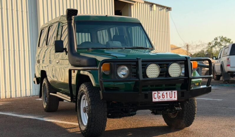 
								1996 Toyota 𝗟𝗔𝗡𝗗𝗖𝗥𝗨𝗜𝗦𝗘𝗥 𝗧𝗥𝗢𝗢𝗣𝗖𝗔𝗥𝗥𝗜𝗘𝗥 (𝟰𝘅𝟰) full									